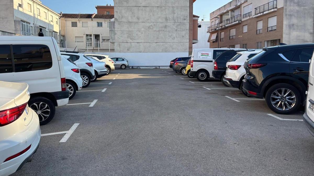 Parcela en la calle Pere d'Íxer.