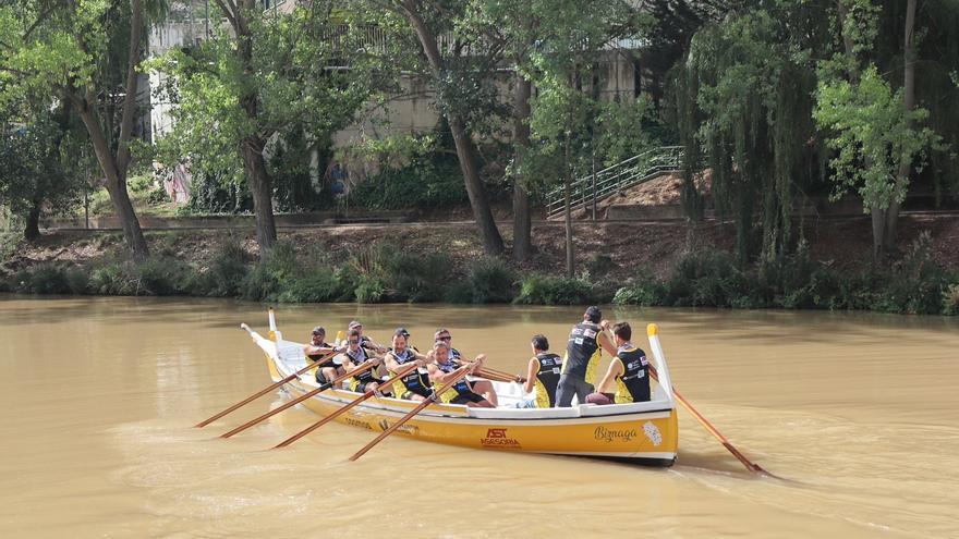 Y la barca de jábega surcó el río Duero