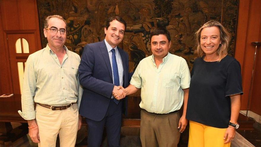 El Ayuntamiento sella su acuerdo con el Córdoba Futsal