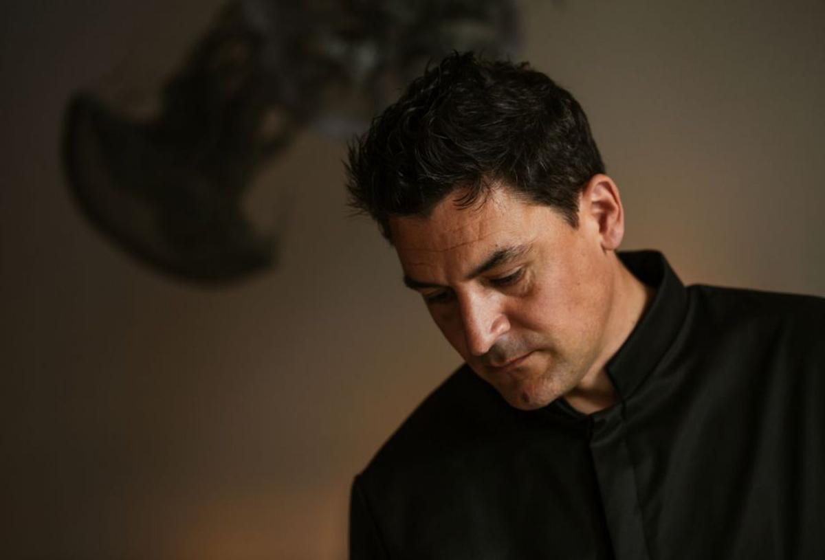 Óscar Molina dirige La Gaia, en Ibiza Gran Hotel. | GRUPO NASSAU