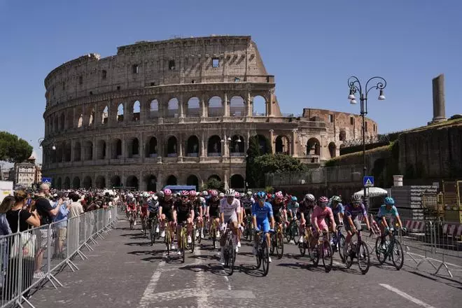 La etapa 21 del Giro de Italia, en imágenes