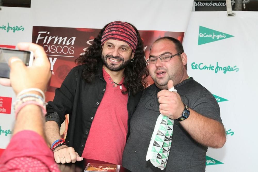 Firma de discos de El Arrebato en El Corte Inglés de Murcia