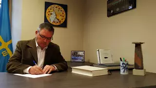 L'Academia de la Llingua Asturiana renueva la so Xunta de Gobiernu: Xosé Antón González Riaño repite como presidente con un tercer mandatu