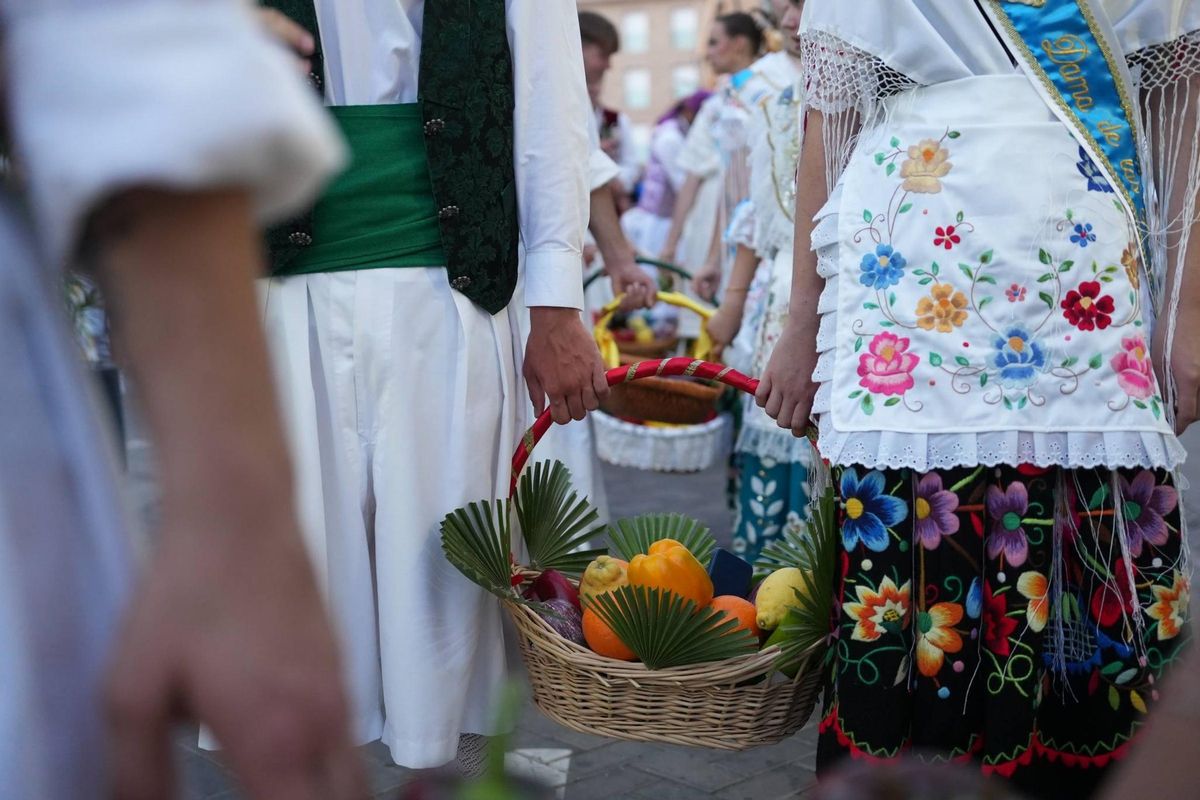 Ofrenda de Frutos al Patrón San Pedro Apóstol.