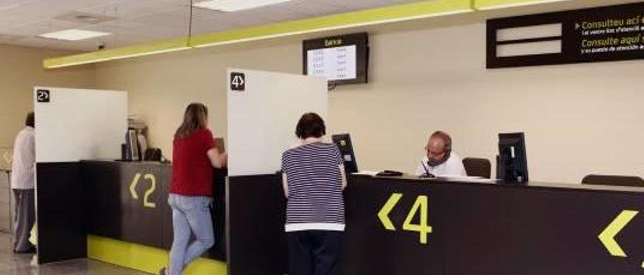 La banca cierra oficinas en València al mayor ritmo desde la crisis financiera