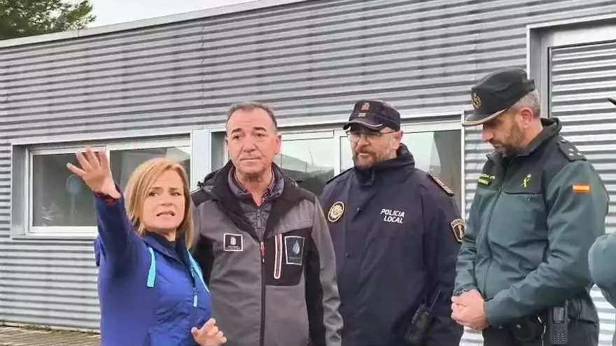 Pilar Bernabé, delegada del Gobierno, visita el polígono de Riba-roja tras los episodios de lluvias