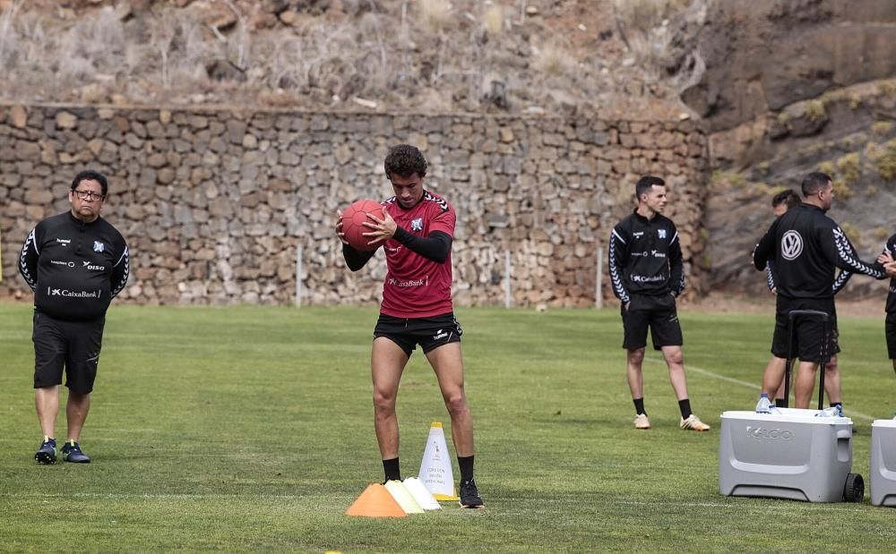 Entrevista al jugador del Tenerife Javi Muñoz