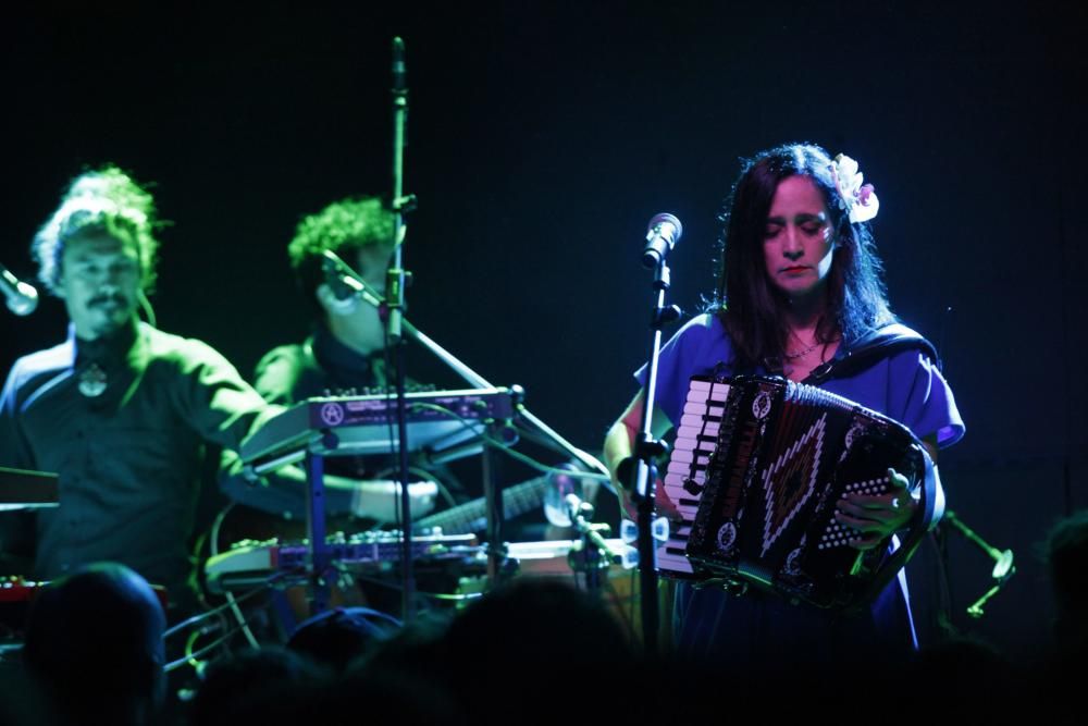 Concierto de Julieta Venegas en la Sala Albéniz.