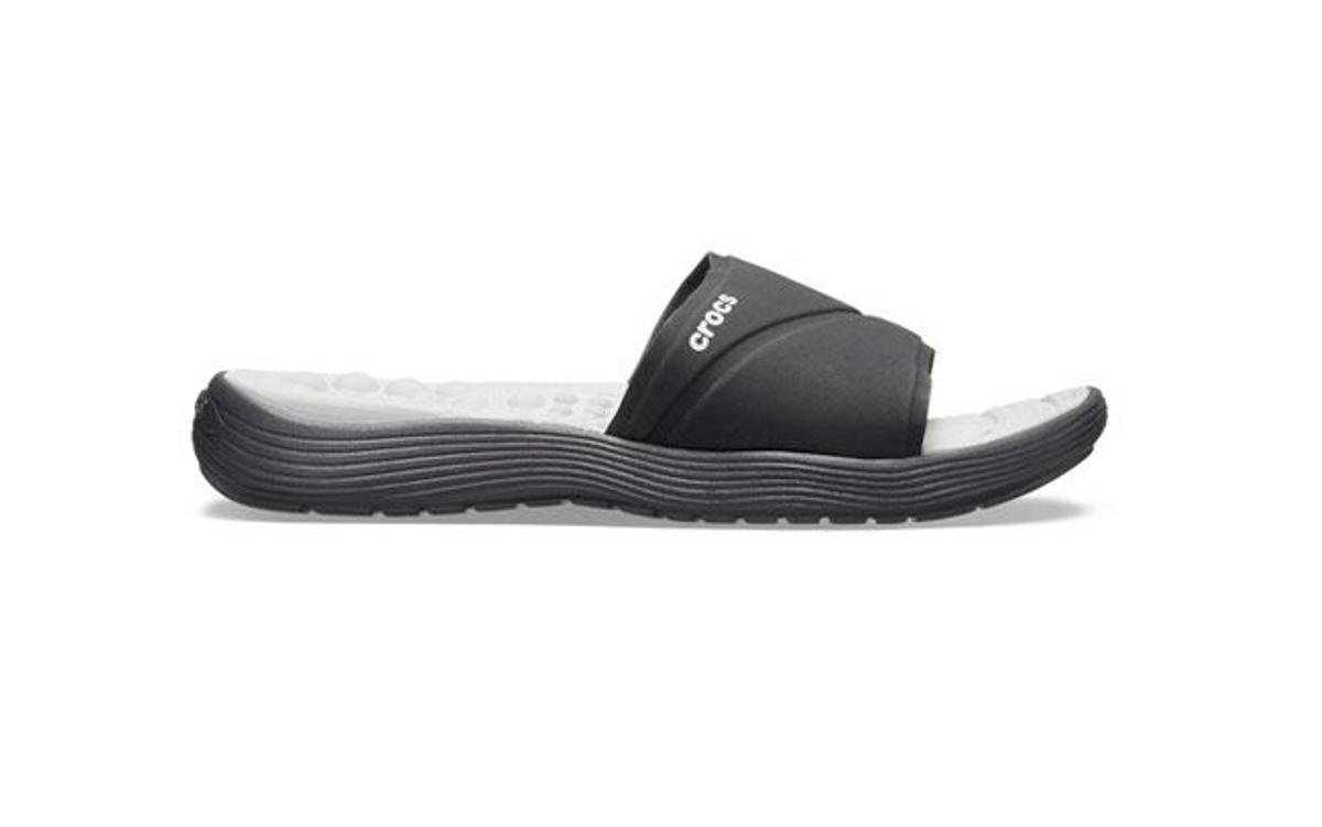 Sandalias Crocs de tira color negro