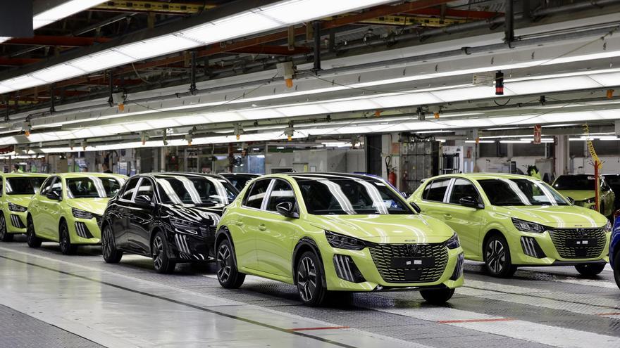 El futuro Peugeot '208', que se fabricará en Figueruelas, arrancará con tecnología china