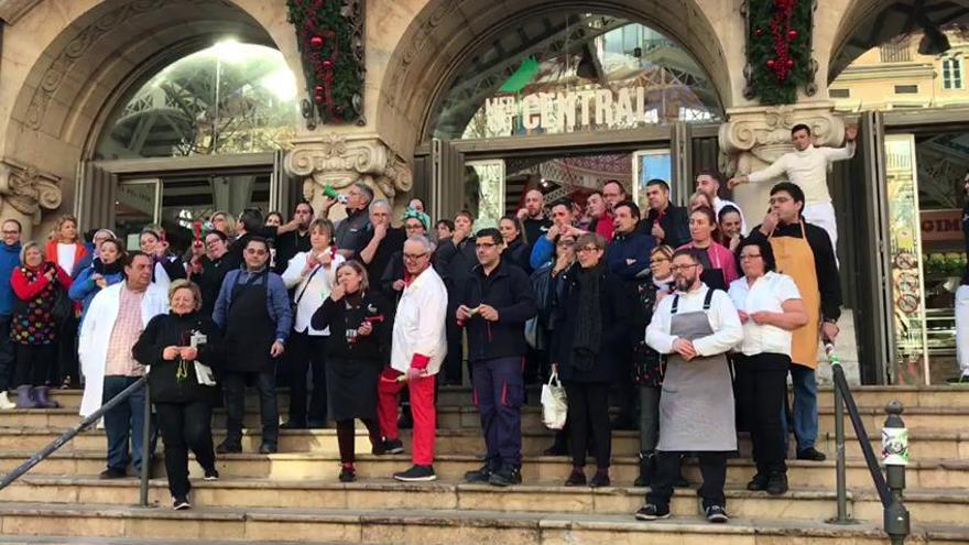 Vendedores del Mercado Central protestan contra los cortes de tráfico