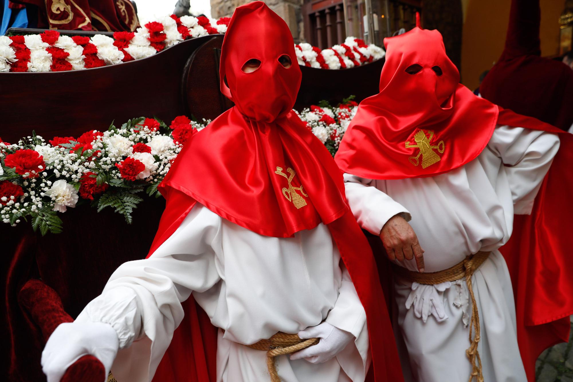 Jubiloso reencuentro con San Pedro en Avilés