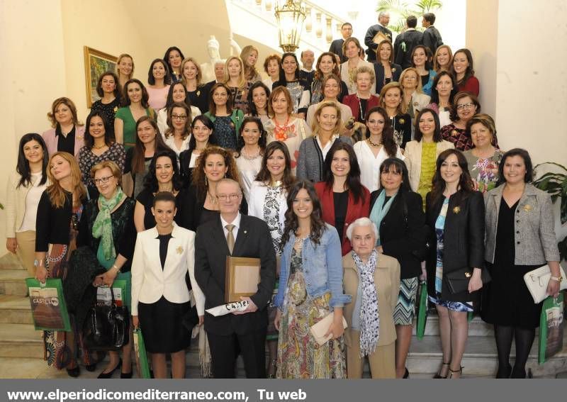 Castellón rinde homenaje a las reinas de los festejos de la Comunitat Valenciana