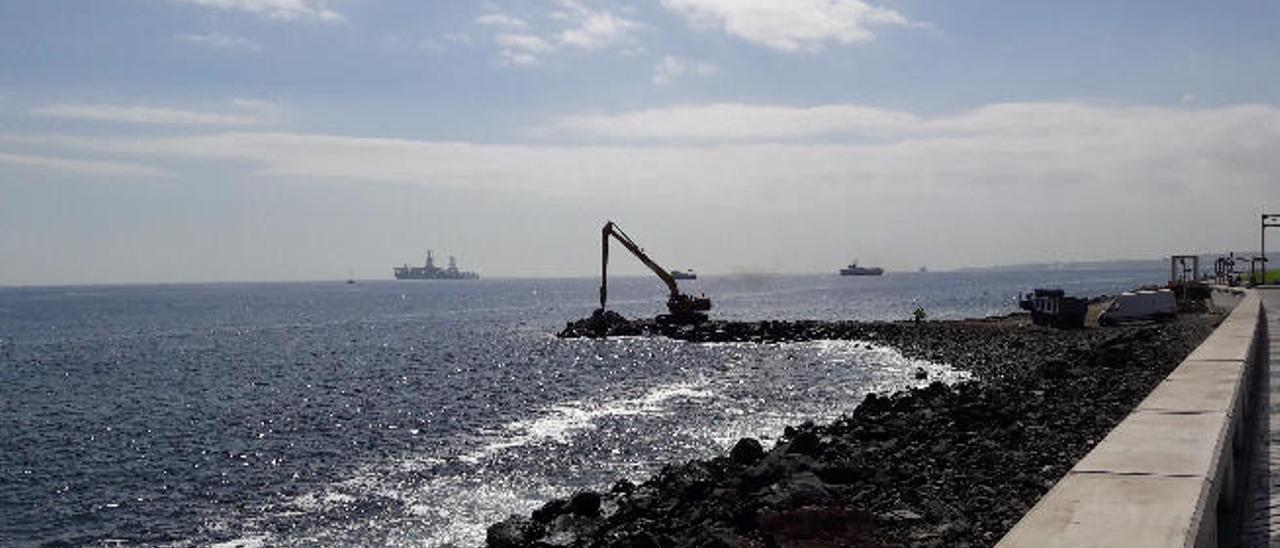 La ciudad lanza al mar por el emisario siete millones de litros sin depurar al día