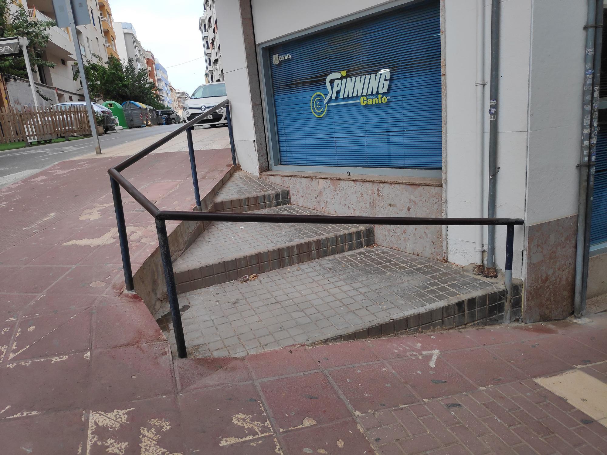 Todos los detalles de la escalera imposible de El Campello