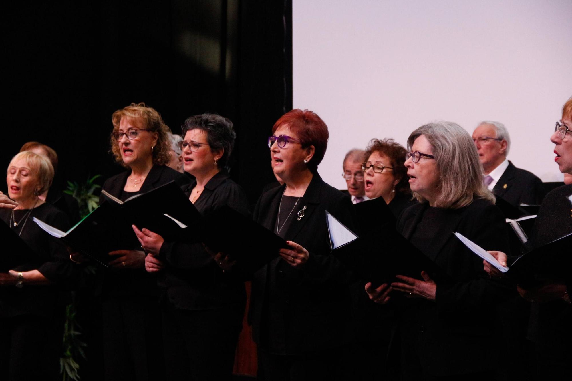 El concierto de primavera de la Coral Asturiana de Gijón, en imágenes