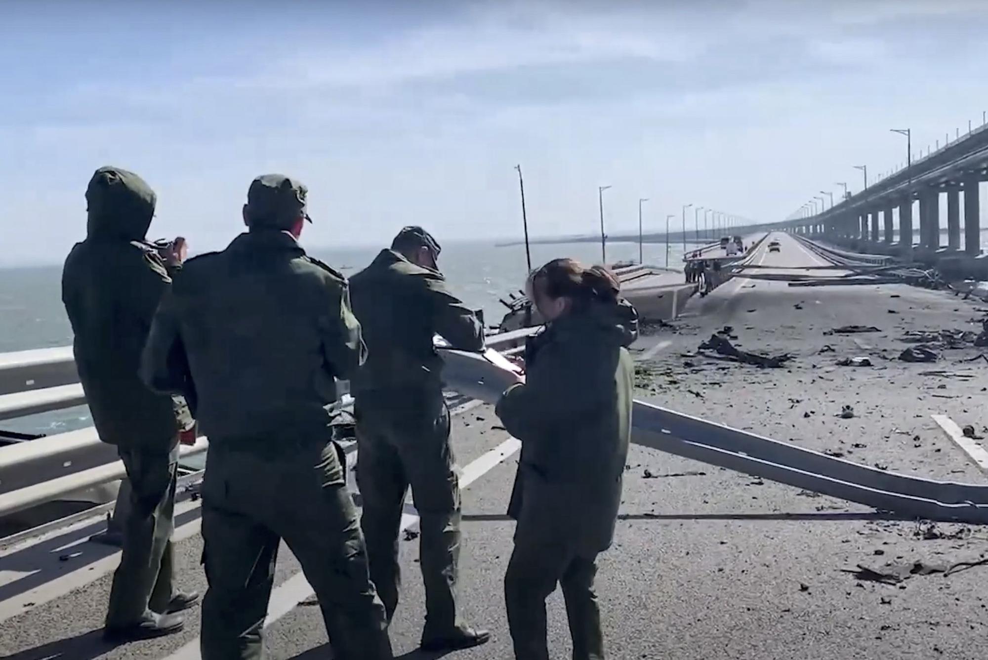 El puente de Kerch que une Rusia con Crimea