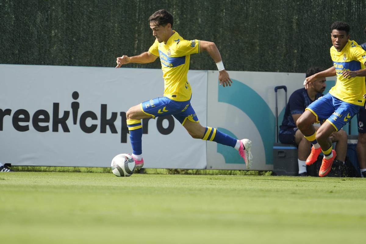 Partido UD Las Palmas- Neom saudí (0-1)