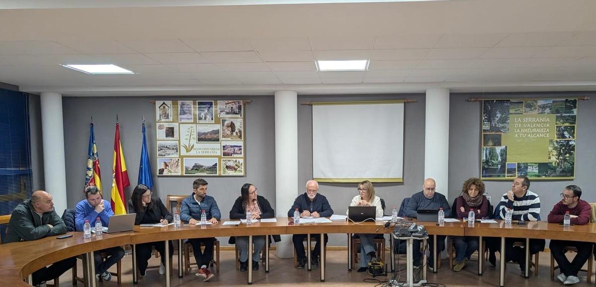 El último pleno celebrado en el ayuntamiento donde se aprobó por unanimidad la moción sobre el centro educativo.
