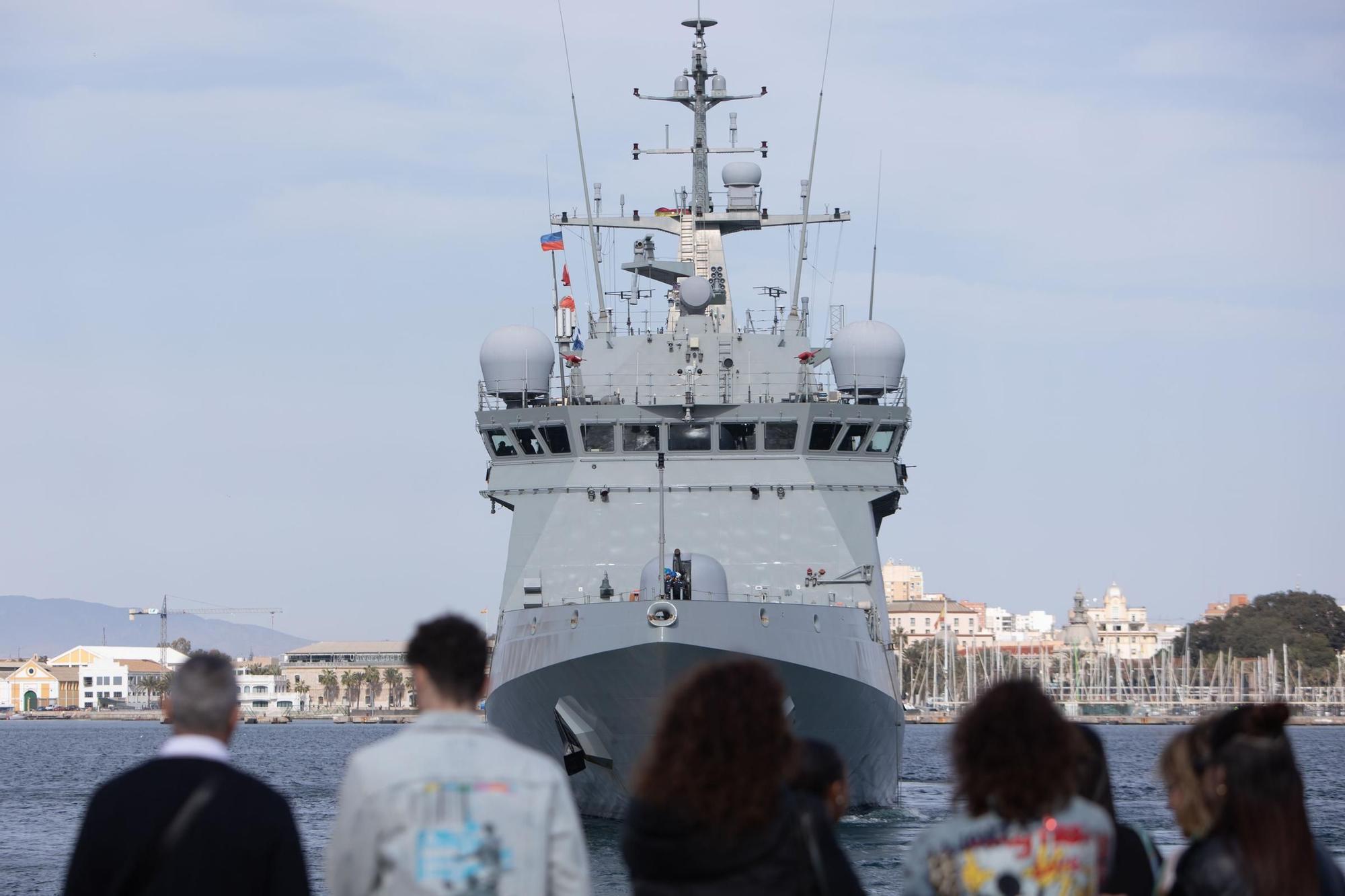 FOTOS: los 74 marinos del BAM ‘Furor’ parten de Cartagena hasta aguas del Golfo de Guinea