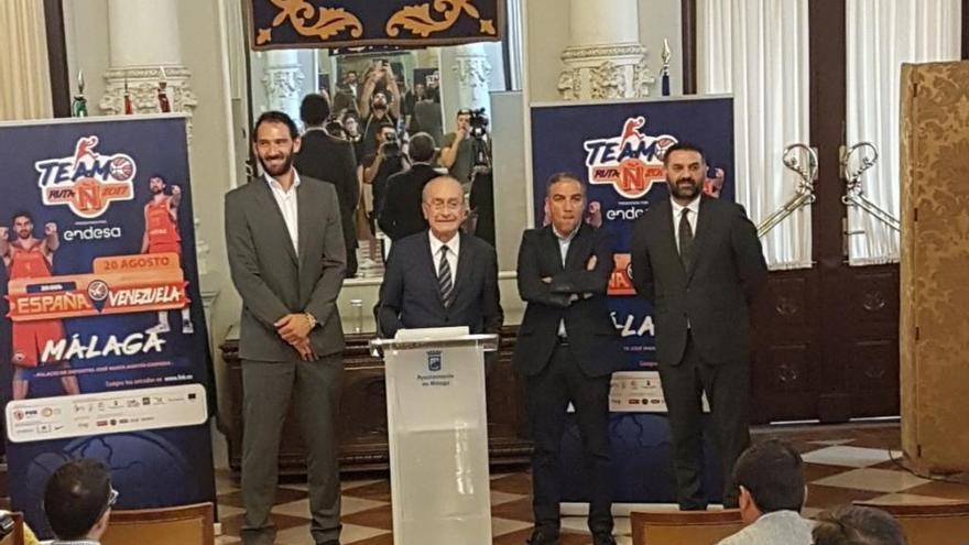 Jorge Garbajosa, Francisco de la Torre, Elías Bendodo y Francisco Javier Fernández han presentado el evento