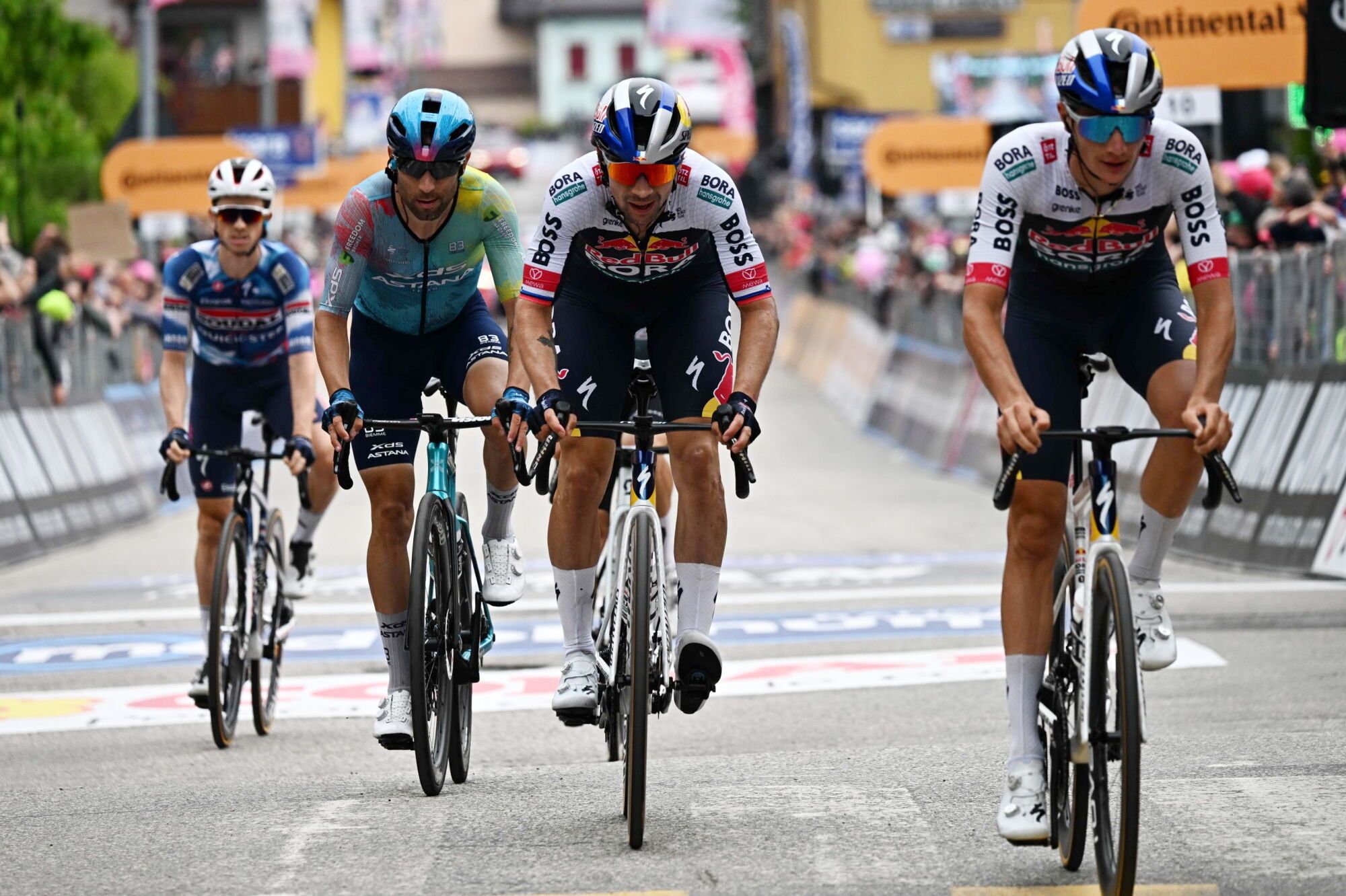 La etapa 15 del Giro de Italia, en imágenes.