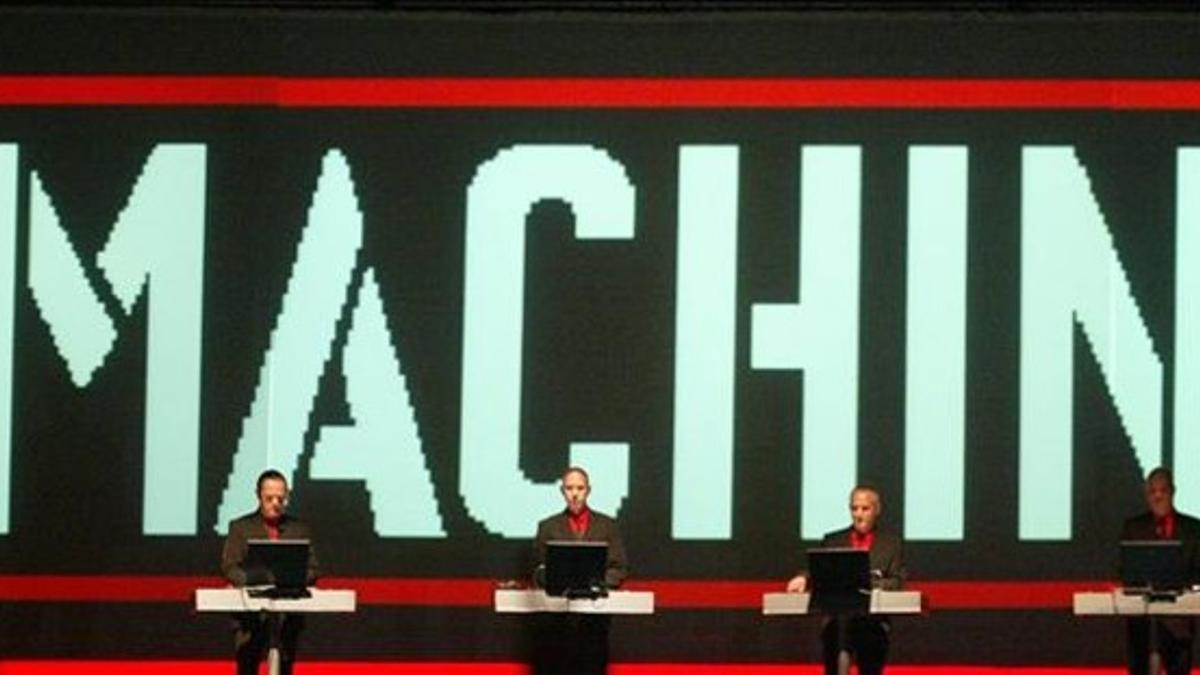 El grupo alemán Kraftwerk en el festival de Benicàssim del 2004.