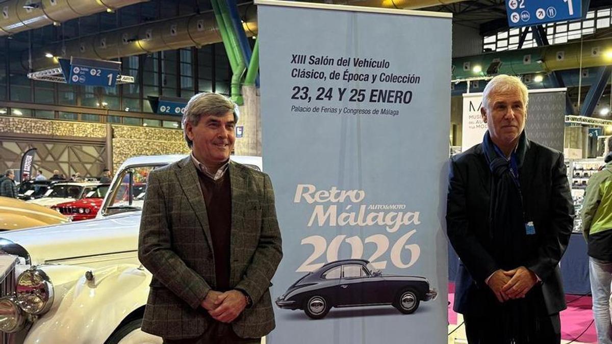 José Enrique Elvira, director de Eventos del Motor, y Nacho Román, director general de Fycma en la inauguración del salón Retro Málaga