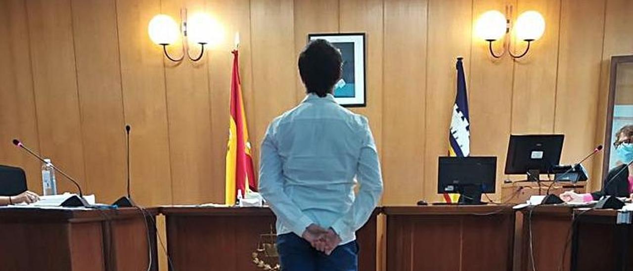 El acusado, ayer durante el juicio celebrado en Palma. | M.O.I.