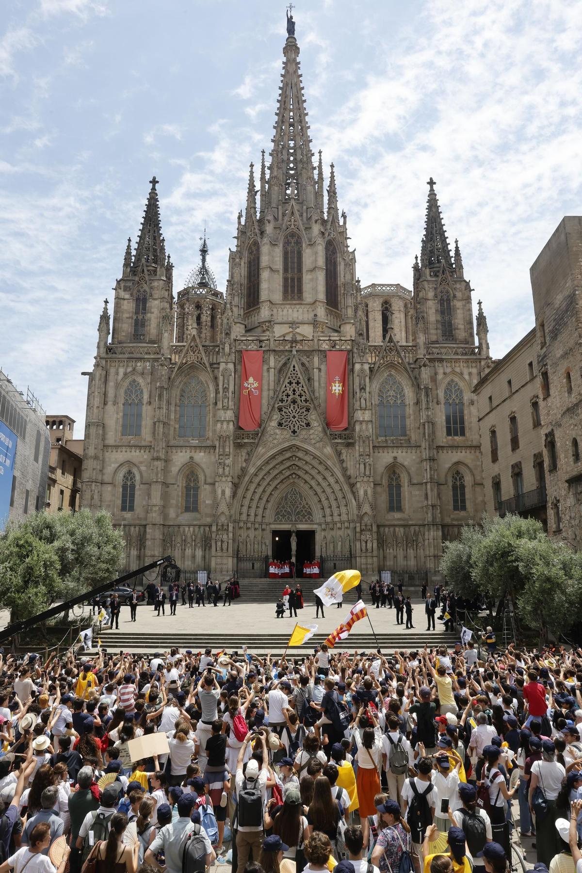 Les millors imatges de la visita del Papa Lleó XIV a Barcelona