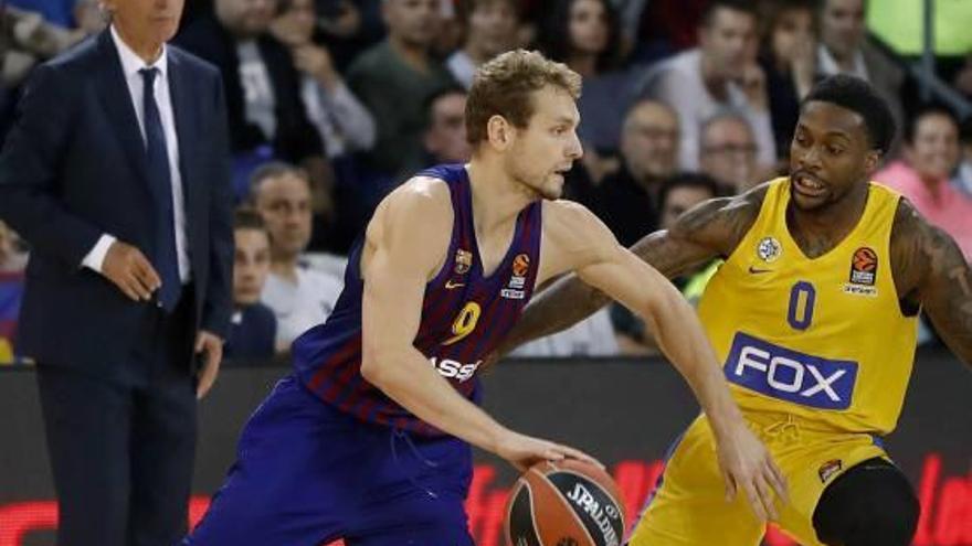 Plàcid triomf del Barça contra el Maccabi (74-58)