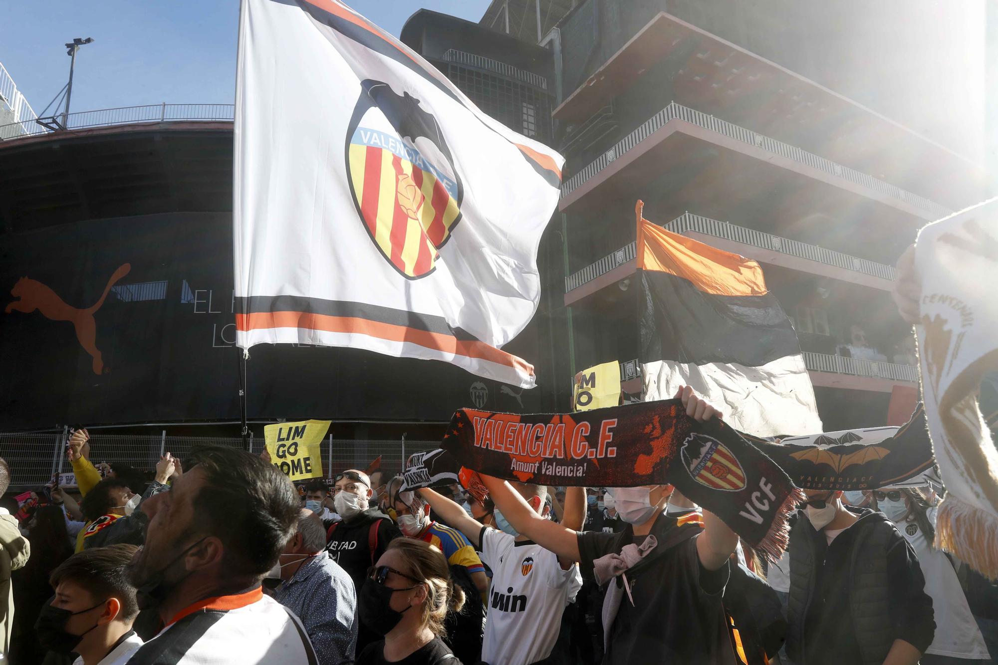 La manifestación valencianista contra Peter Lim (segunda parte)