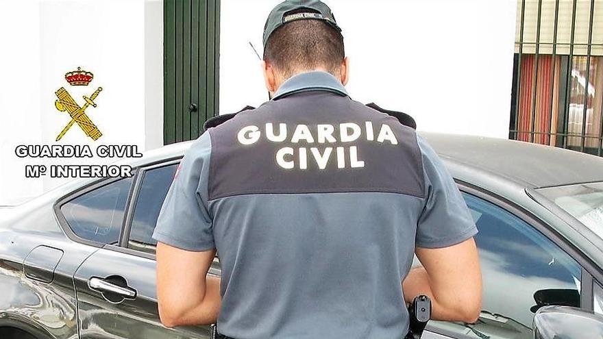 Detenido un hombre por amenazar de muerte y atentar contra guardias civiles en Villa del Río