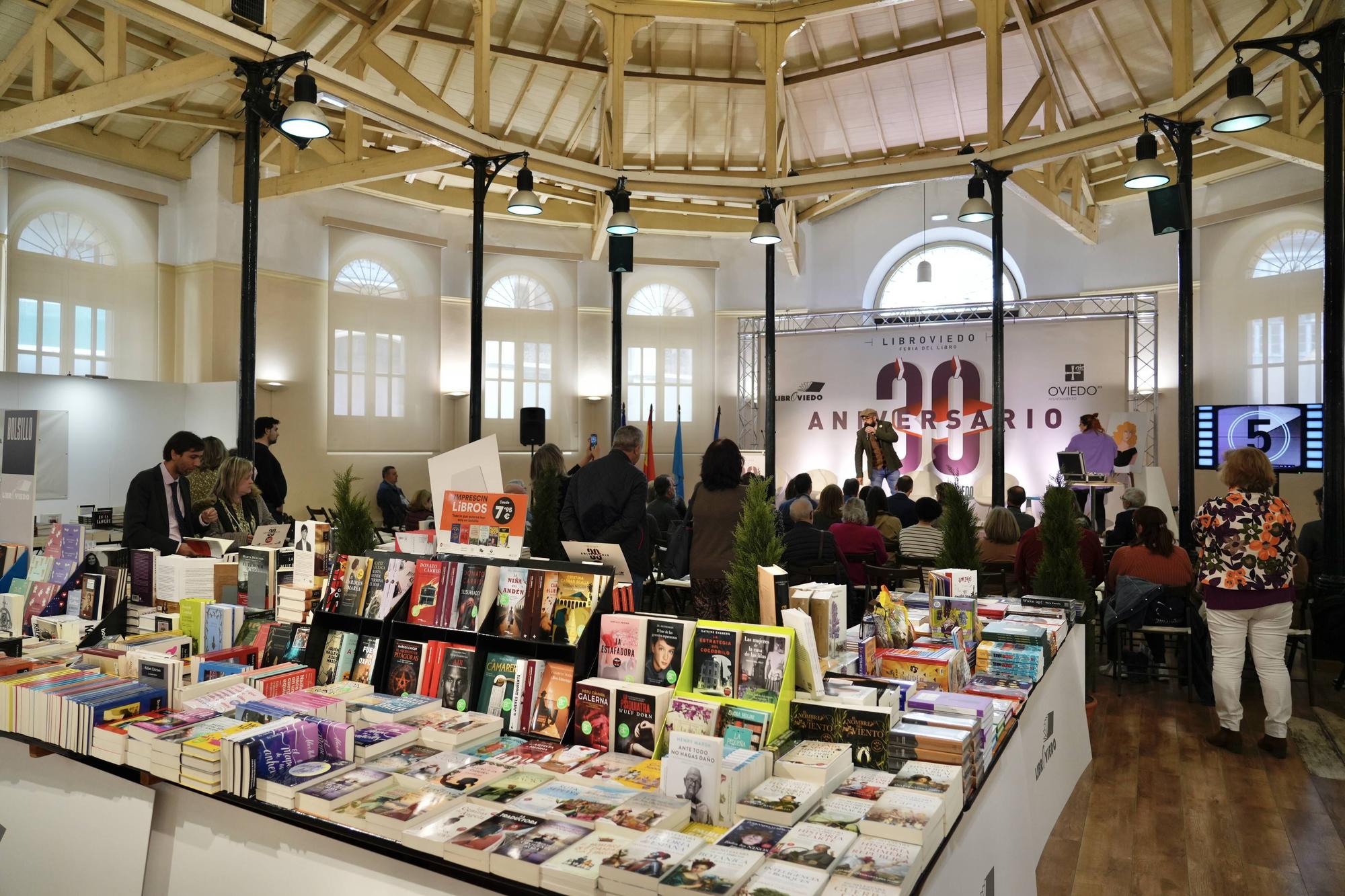 Inauguración de LibrOviedo en Trascorrales.