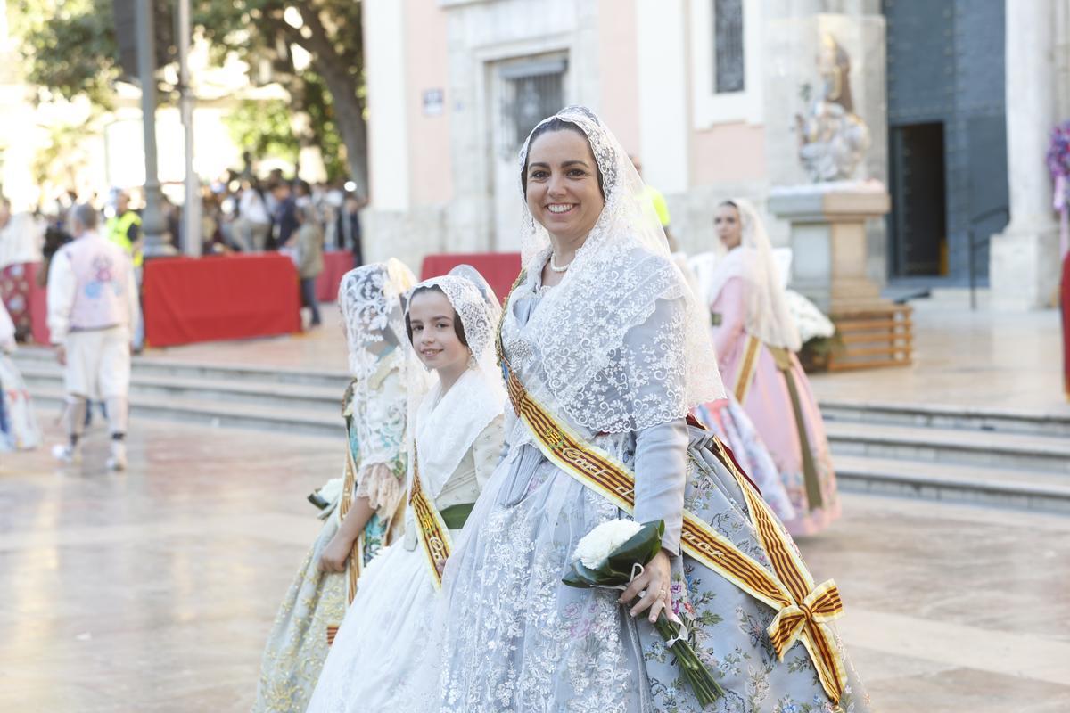 Todas las fotos de la ofrenda del 17 de marzo por la calle San Vicente hasta las 18:30 horas