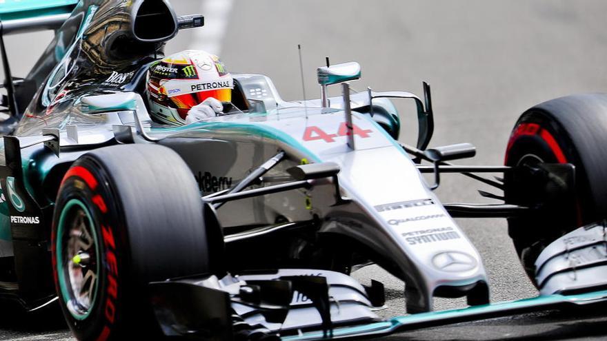 Hamilton aconsegueix la «pole» a Mònaco; Sainz, vuitè