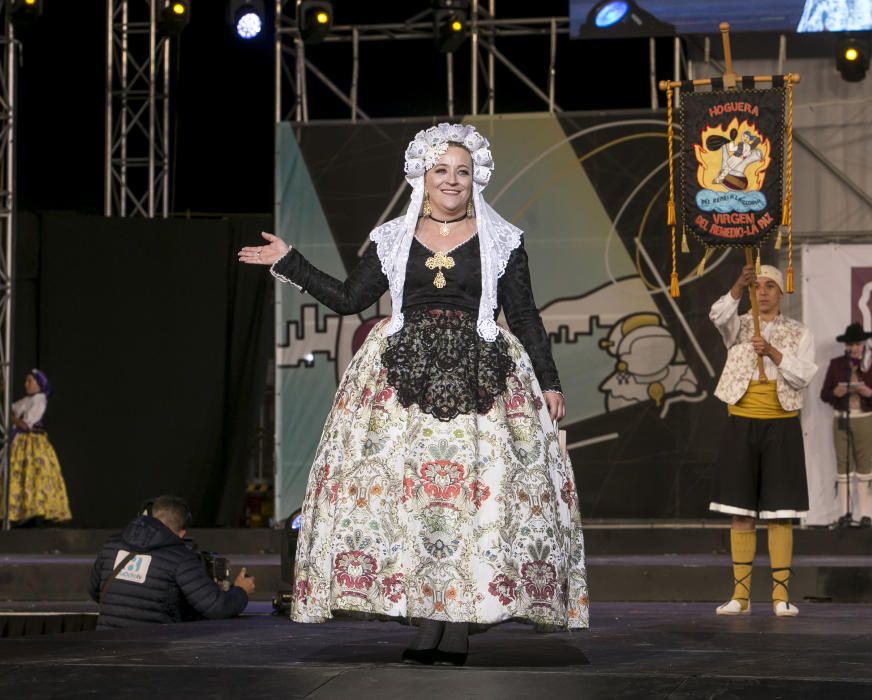 Gala de elección ''Sons de juny'': Isabel Bartual, Bellea del Foc 2019.