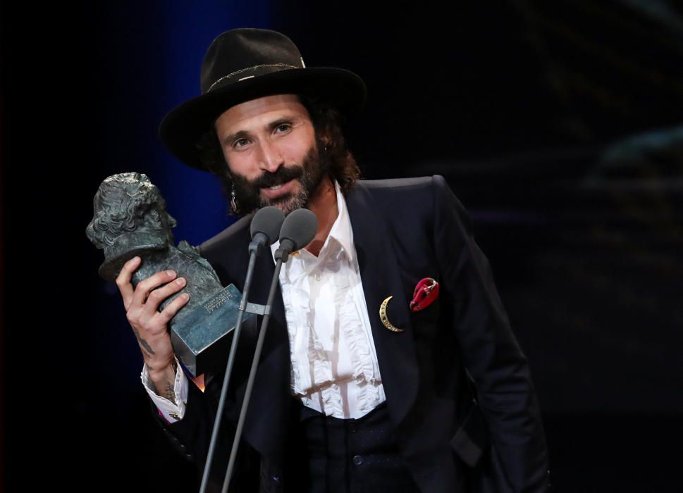 Leiva, Goya a Mejor Canción por el tema principal de 'La llamada'.