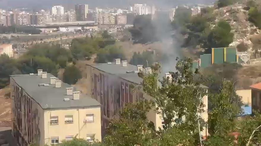 Incendio en el barrio de Villalba de Cartagena