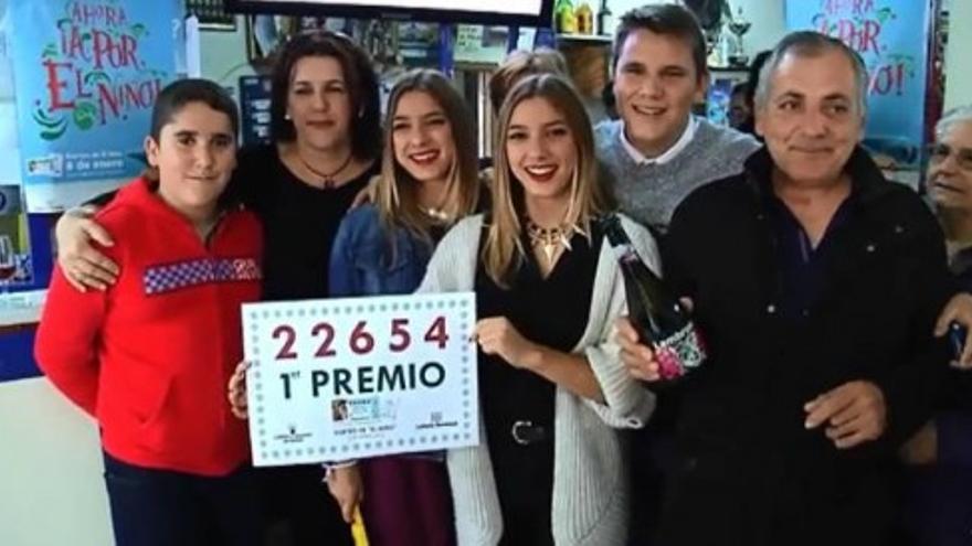 El primer premio del sorteo del Niño se reparte por toda España