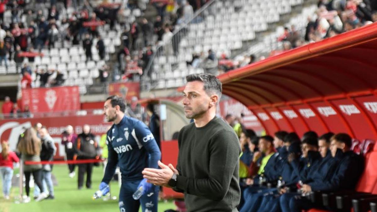 Adrián Colunga en el partido de este sábado frente al Sabadell