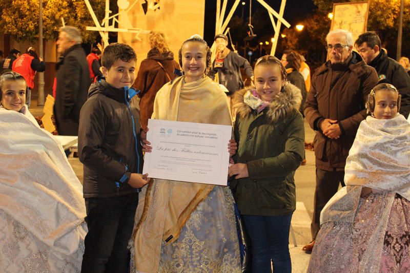 Entrega de los certificados de la Unesco a las Fallas infantiles