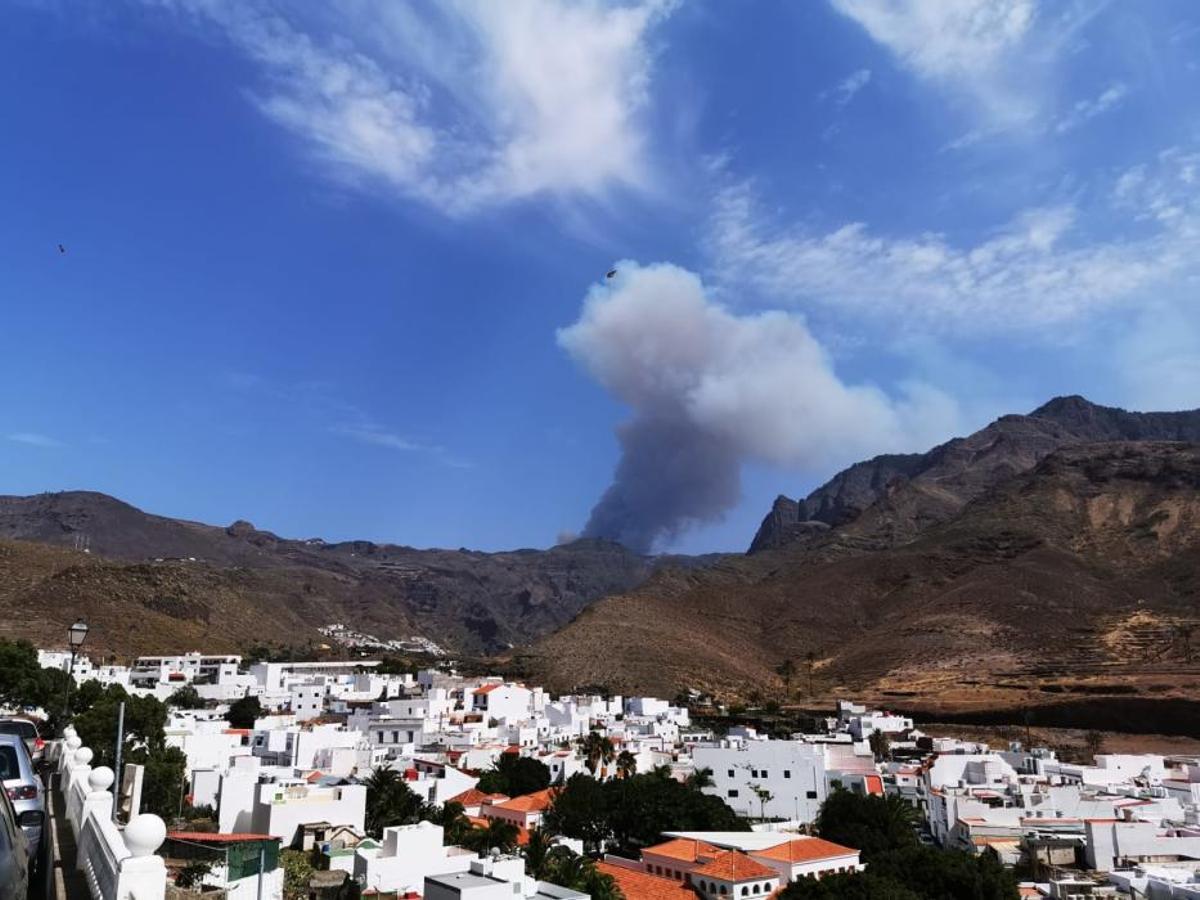 Perspectivas del incendio de Valleseco 17-08-19 Perspectivas del incendio de Valleseco 17-08-19
