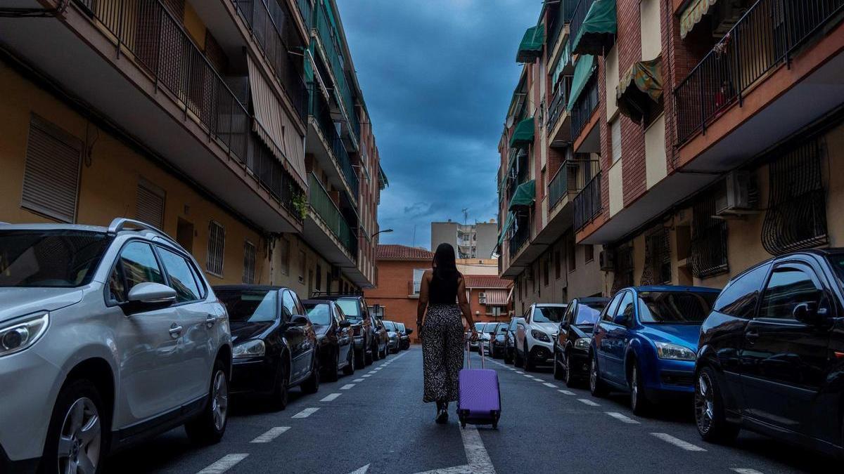 alquilar una vivienda consume el 98 % del salario de los jóvenes y una habitación el 55 %