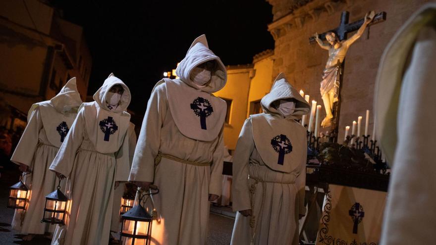 El Espíritu Santo protagoniza la primera procesión pospandemia de Zamora