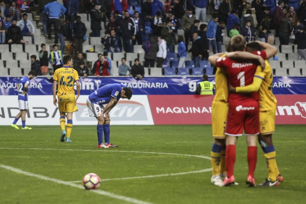 El partido entre el Real Oviedo y el Alcorcón, en imágenes