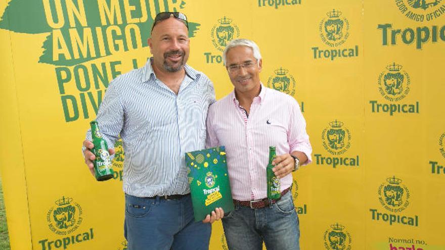 Tropical, el amigo más especial de la UD en el Insular