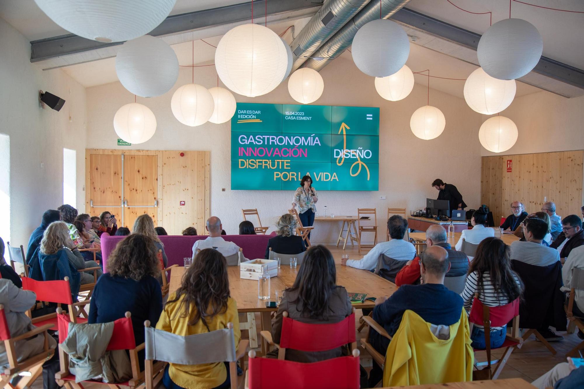 Esment, diálogos en familia con personalidades de la gastronomía, el diseño y la publicidad