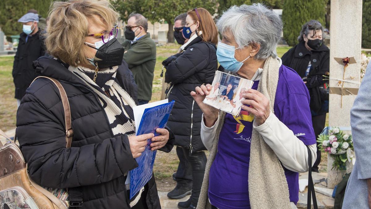 El cementerio de Alicante acoge la primera exhumación de represaliados del franquismo