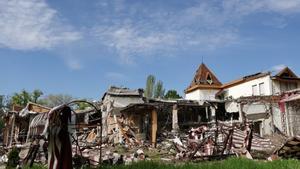 Archivo - Los escombros de un hotel de Zapoiriya tras el paso de los misiles rusos.